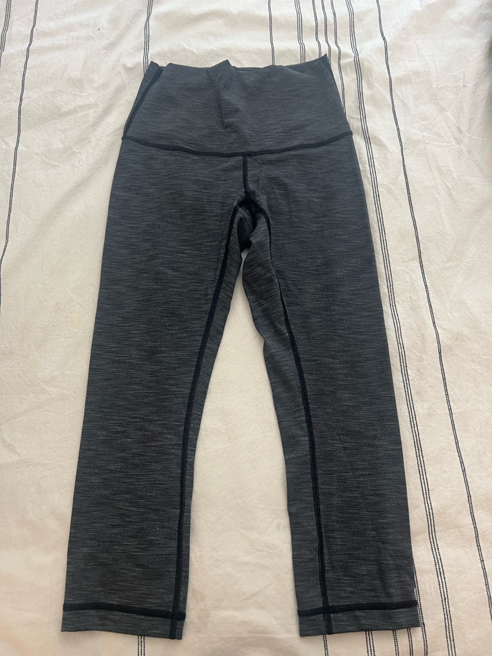 Lululemon Dark Heather Gray Leggings